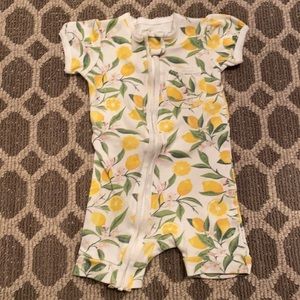 Baby girl- lemon romper- 6month
